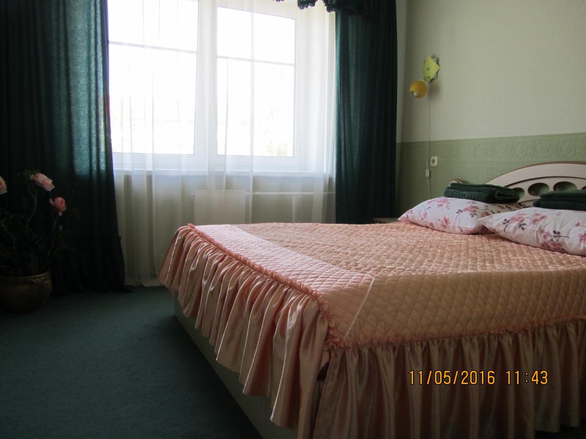 Hotel Berezka Vawkavysk Extérieur photo